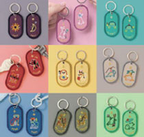 2/8b(ツーインエイトビリオン)ペアキーホルダー